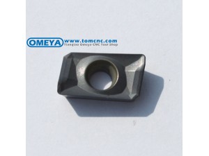 Specifications
Place of Origin:Japan
Brand Name:Tungaloy
Model Number: various
Material:Tungsten Carbide
Hardness:HRC40-60
Coating:PVD CVD
Brand name:Tungaloy turning insert 
Color:gold,gray,black
Workpiece:steel,stainless steel,cast iron
Item n