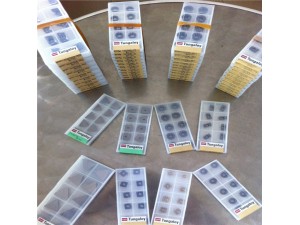 Specifications
Place of Origin:Japan
Brand Name:Tungaloy
Model Number: various
Material:Tungsten Carbide
Hardness:HRC40-60
Coating:PVD CVD
Brand name:Tungaloy turning insert 
Color:gold,gray,black
Workpiece:steel,stainless steel,cast iron
Item n